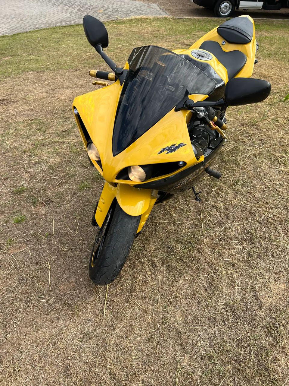 Yamaha YZF R-1 1000 2009 - Foto 4