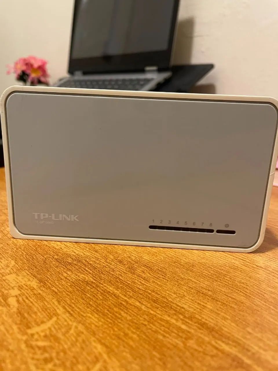 Switch hub de mesa 8 portas 10/100 Tp-link