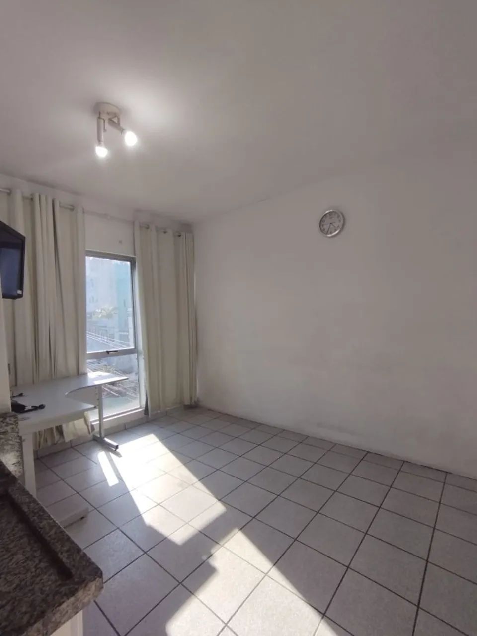 Sala comercial com 1 vaga para locação na Trindade. - Foto 3