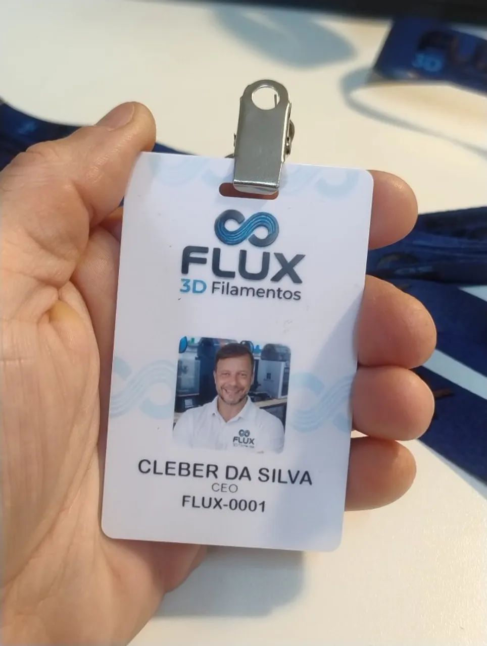 crachá com sua logo gravada - Foto 2