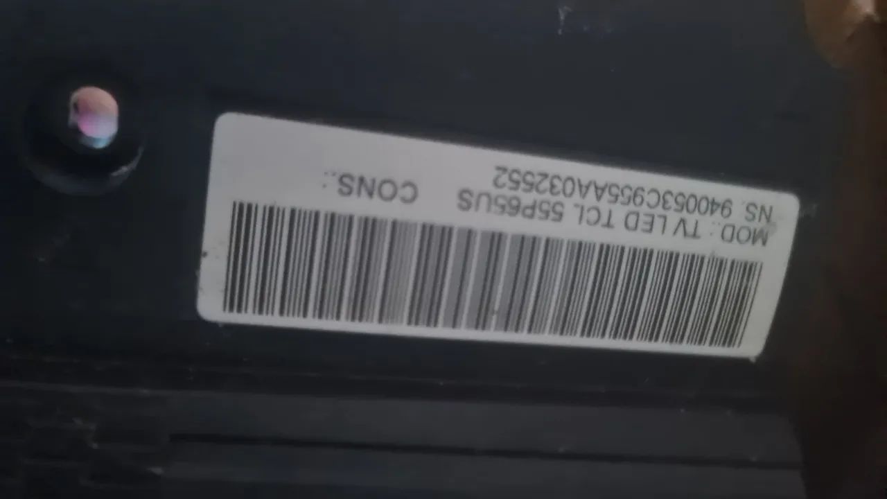 Tv pra retirar peças. 