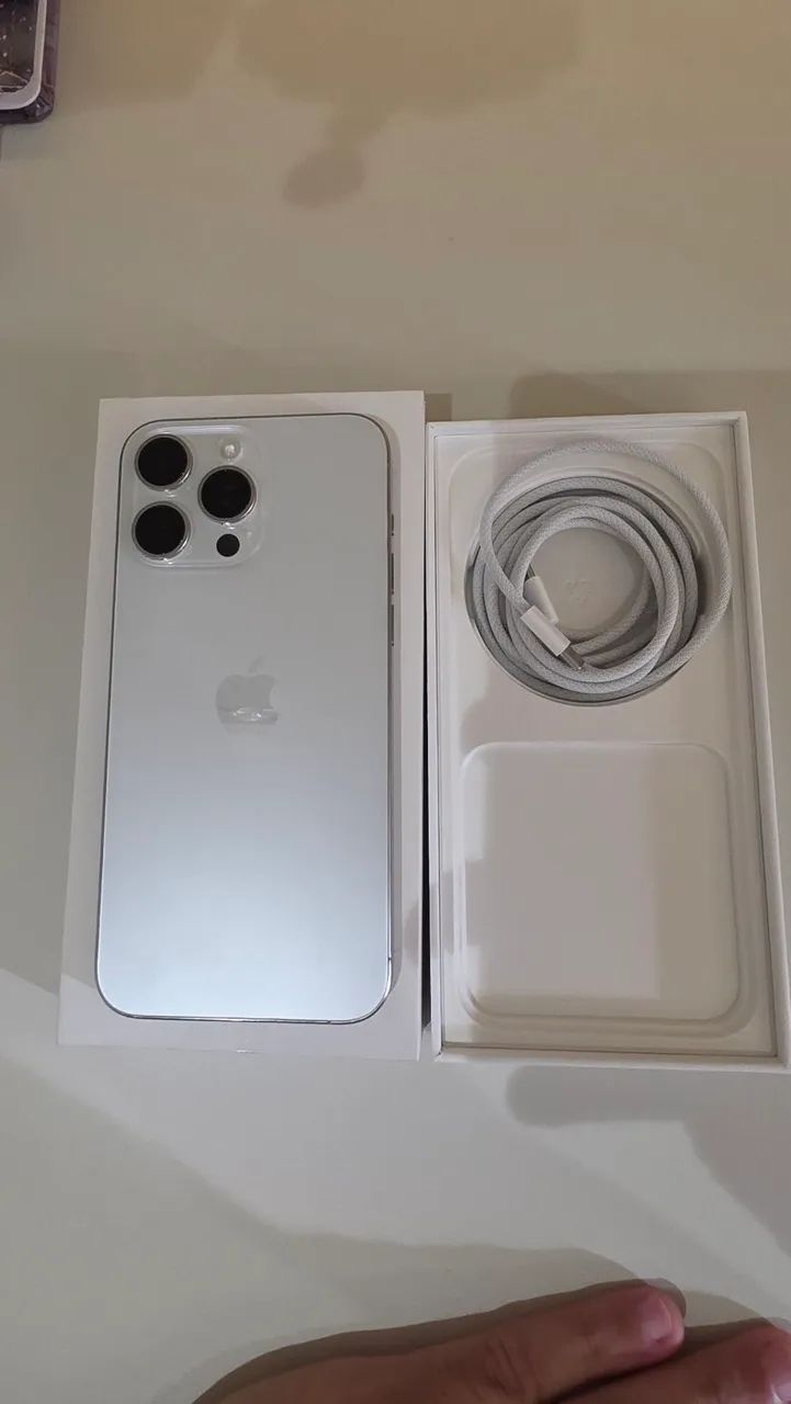 Iphone 15 pro max estado de zero - Foto 5