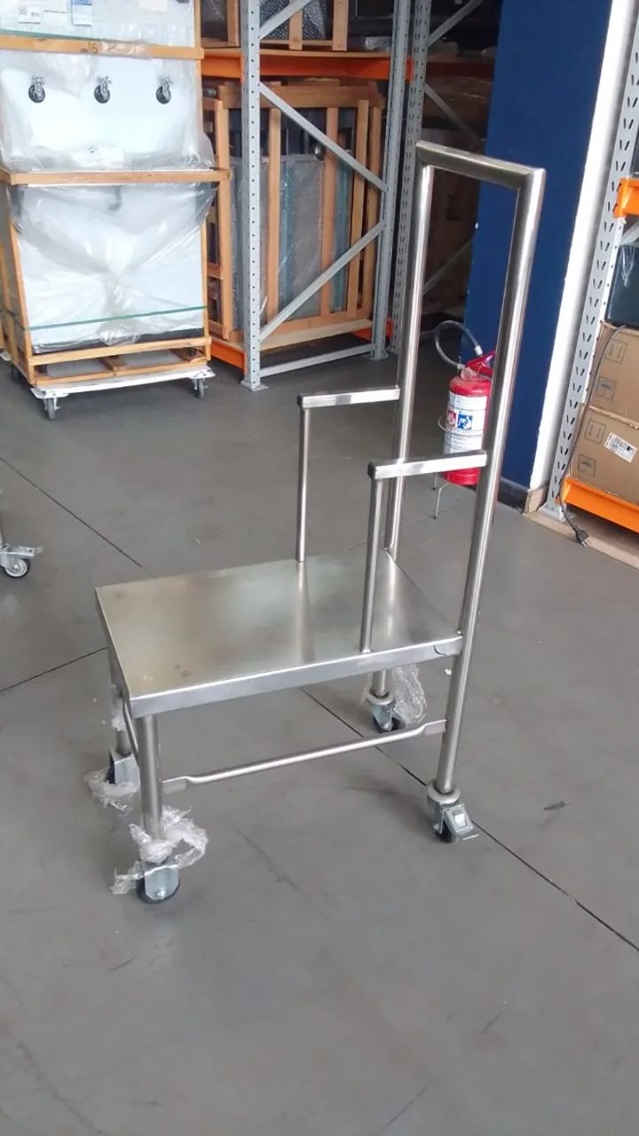 Carro Auxiliar - Inox
