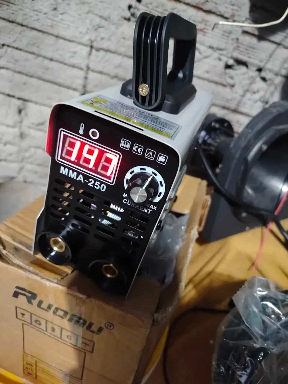 Vendo máquina de solda nova lacrada top de vdd - Foto 2