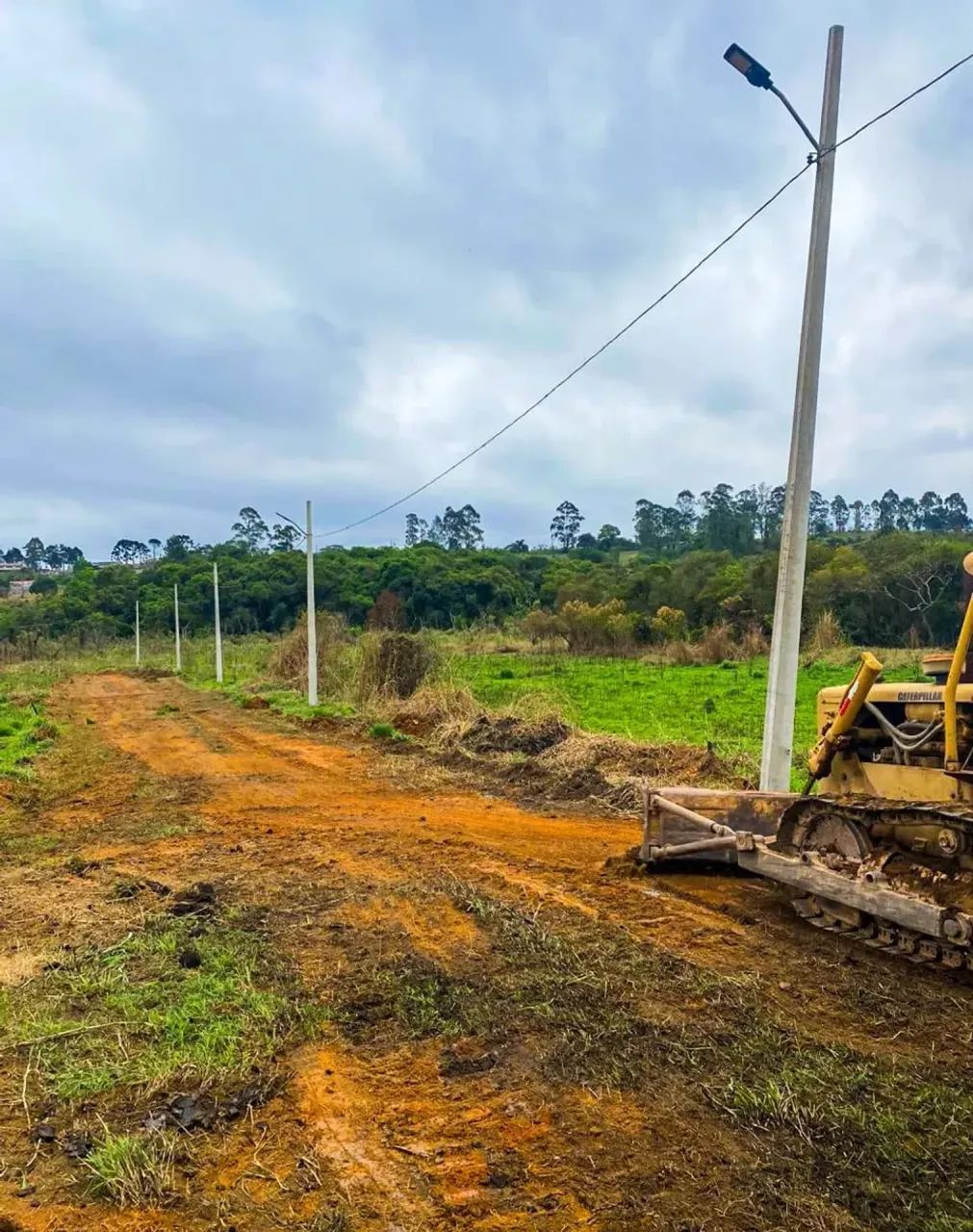 85I- TERRENOS COM ÁREA TRANQUILA EM IBIÚNA - Foto 2