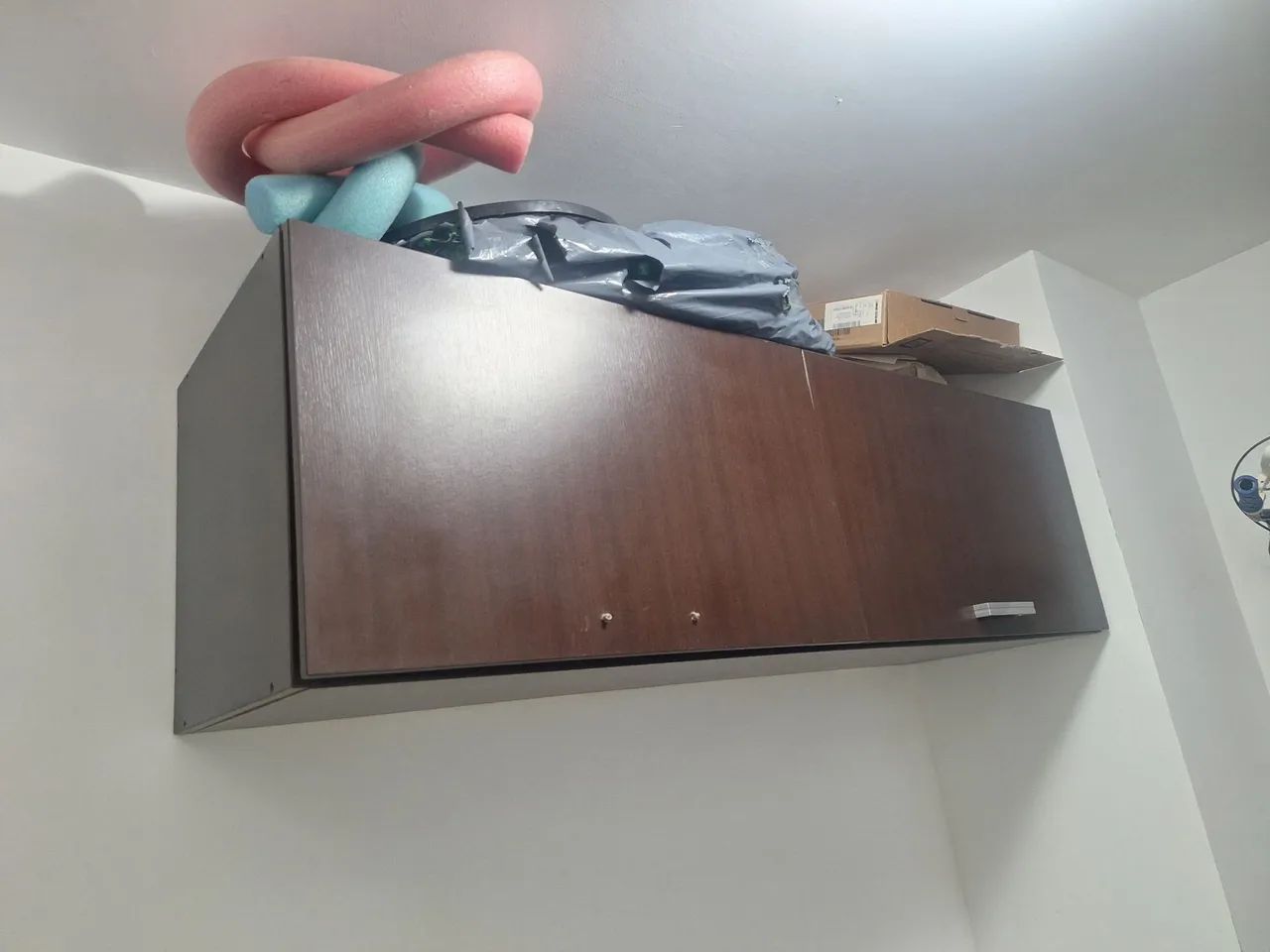 Armario de parede e chão. - Foto 2