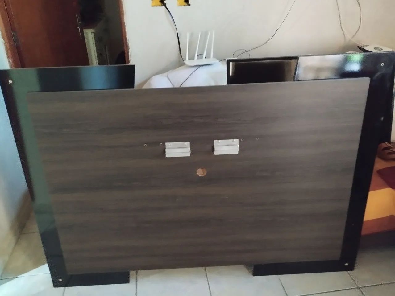Painel para TV Universal com Módulo da marca Caemmun