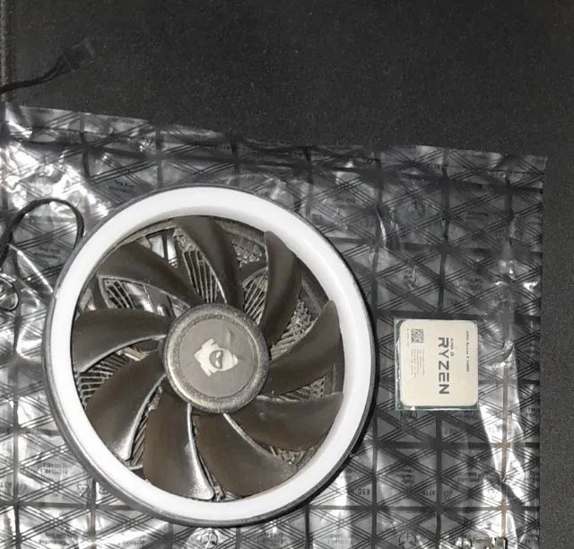 Processador Ryzen 5 2400G + Cooler Mancer RBG - Foto 4
