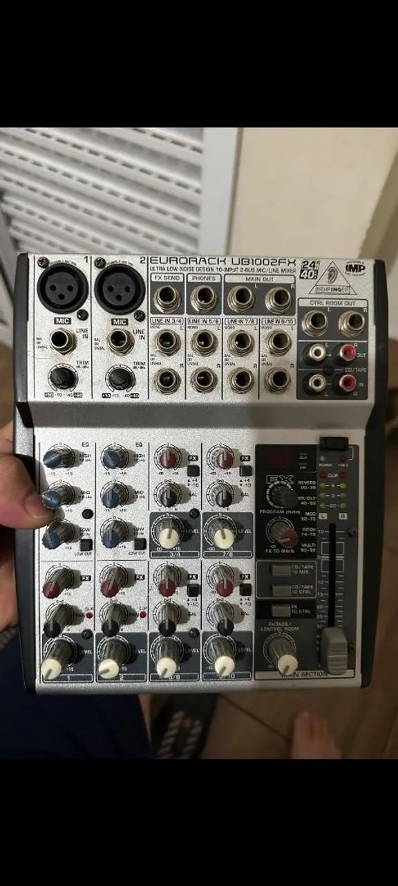 Mesa de som behringer hub1002fx  - Foto 3
