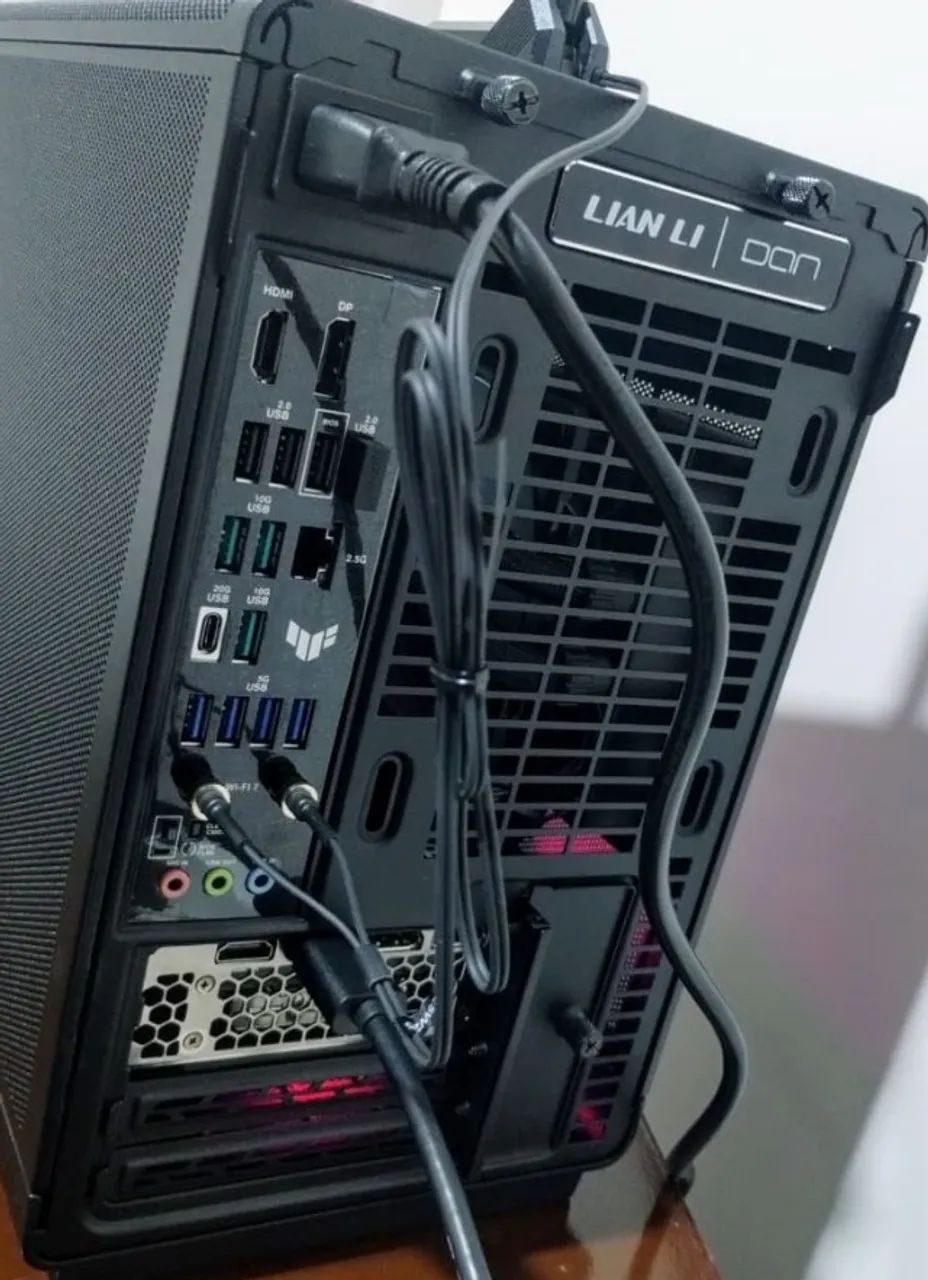PC GAMER TOP RYZEN 9 9950X RTX 5070 32GB RAM 1TB SSD WIFI 7 - Foto 2