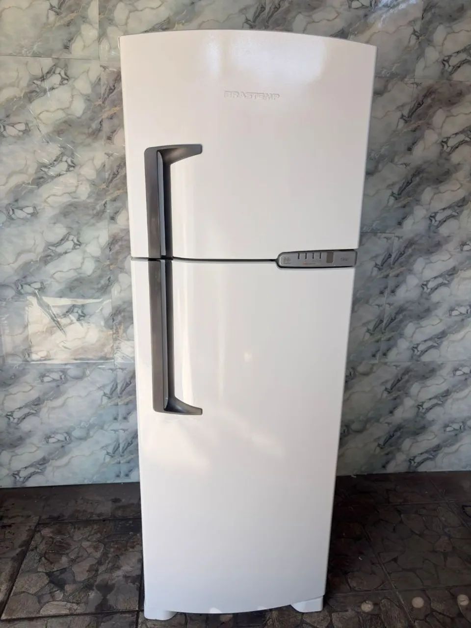 Geladeira Brastemp Frost Free 300 Litros