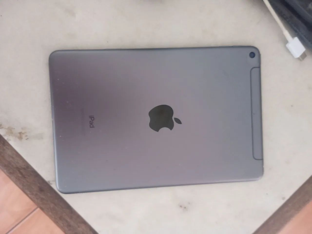 iPad mini 5 com wi-fi + Cellular (4g) - com 64gb de memória