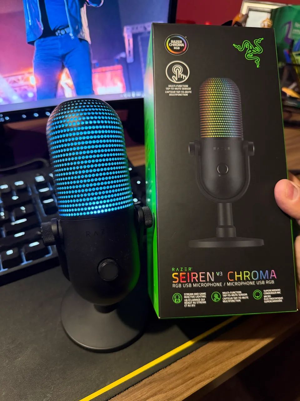 Microfone Razer Seiren V3 Chroma