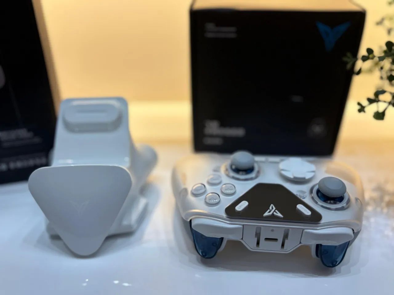 Controle apex 4 pro para PC ANDROID E SWITCH + base de carregamento - Foto 3