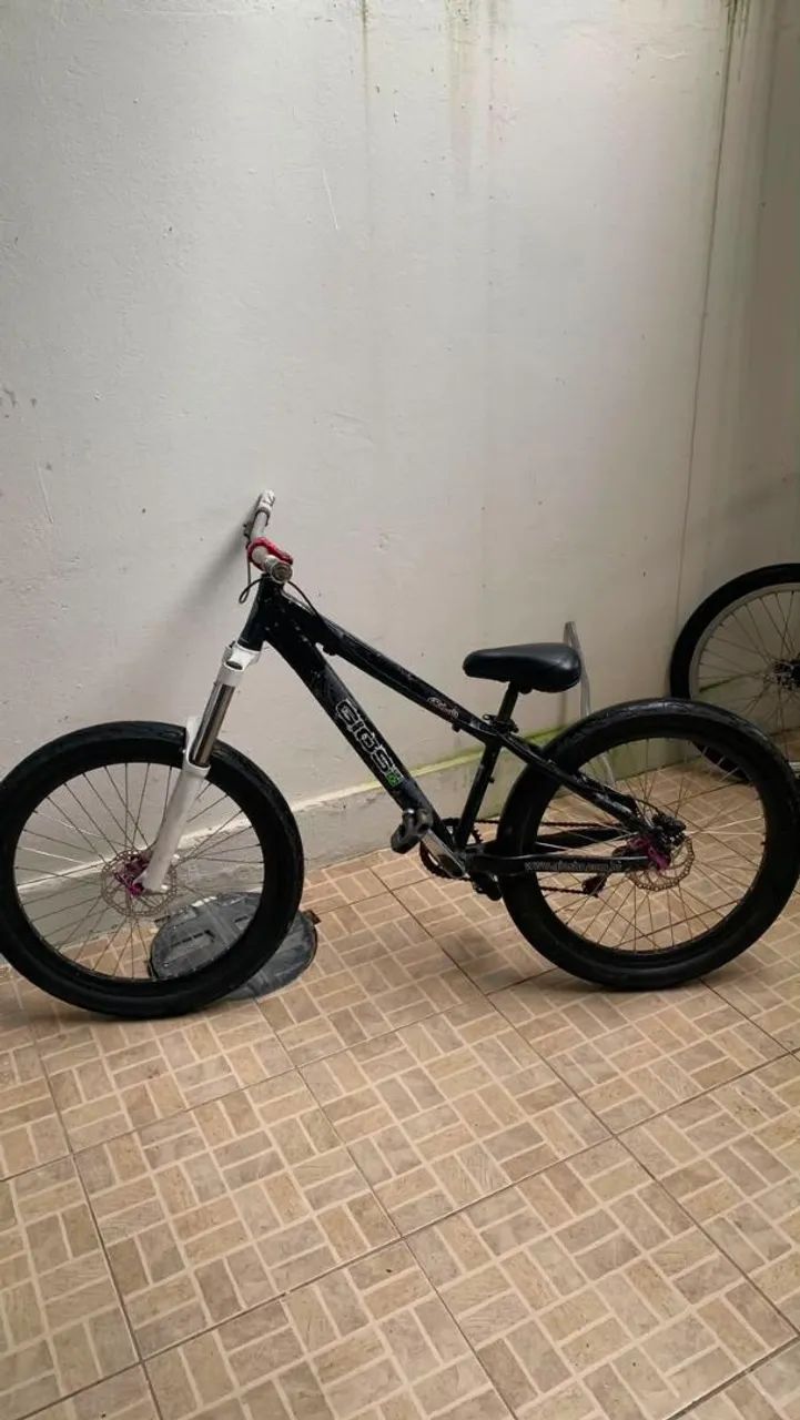 Vende-se bicicleta 