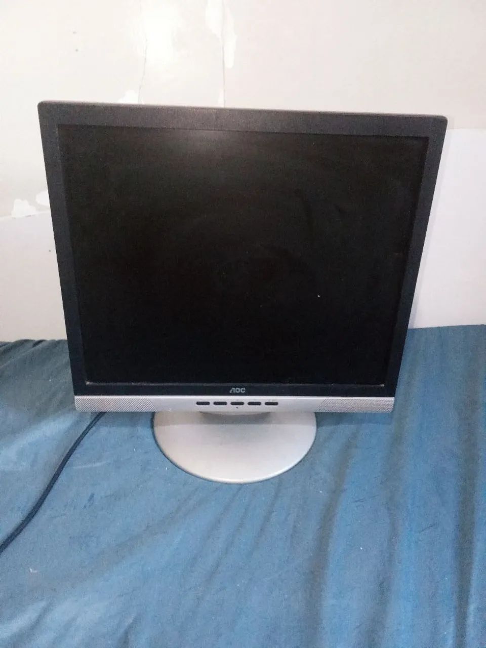 MONITOR AOC 17 POLEGADAS COM ADAPTADOR!!! O preço do produto é negociável!! - Foto 5
