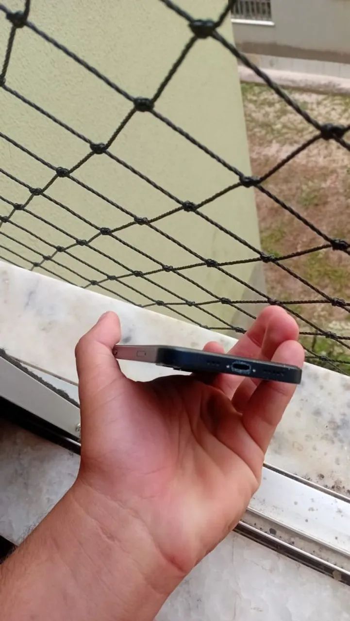 Vendo iphone 12 pra retirada ou reparo - Foto 2