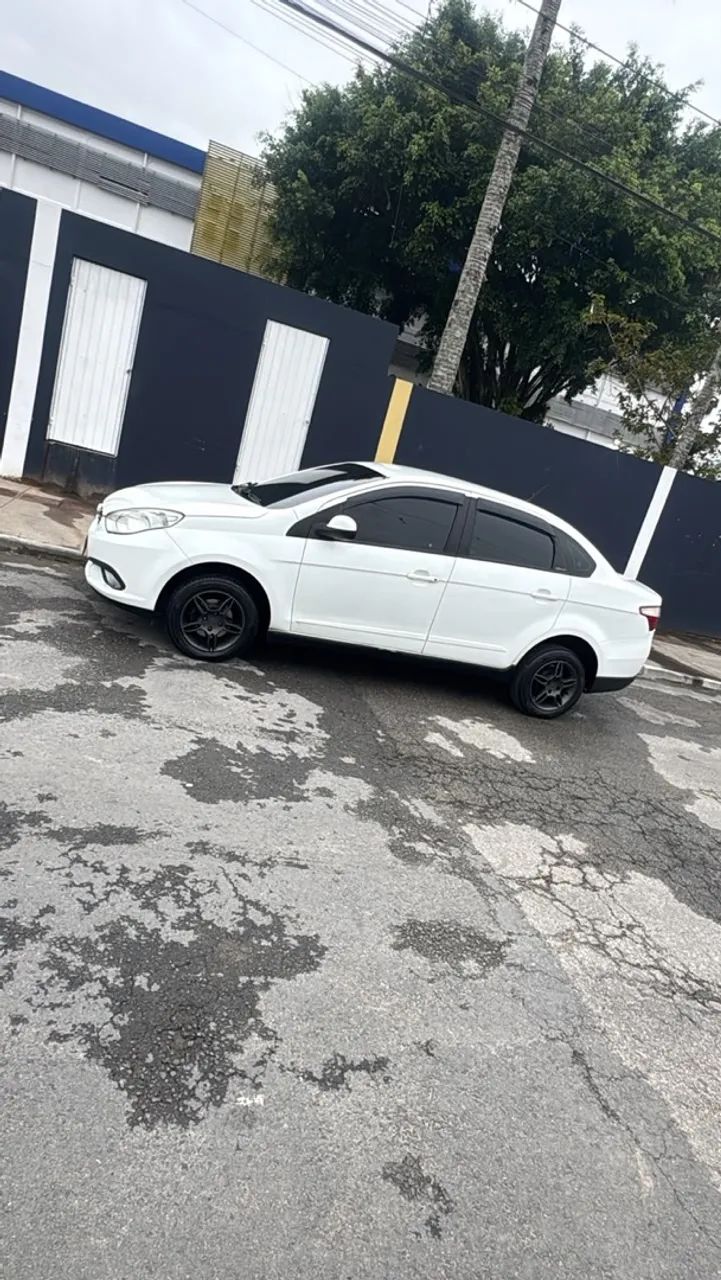Fiat Grand Siena Grand Siena ATTRAC. 1.4 EVO F.Flex 8V 2013