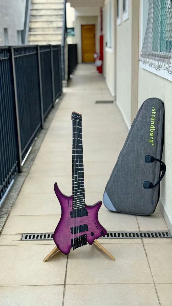 Guitarra Strandberg Boden Plus + Boden8 NX TT roxa oito cordas True Temperament - Foto 3