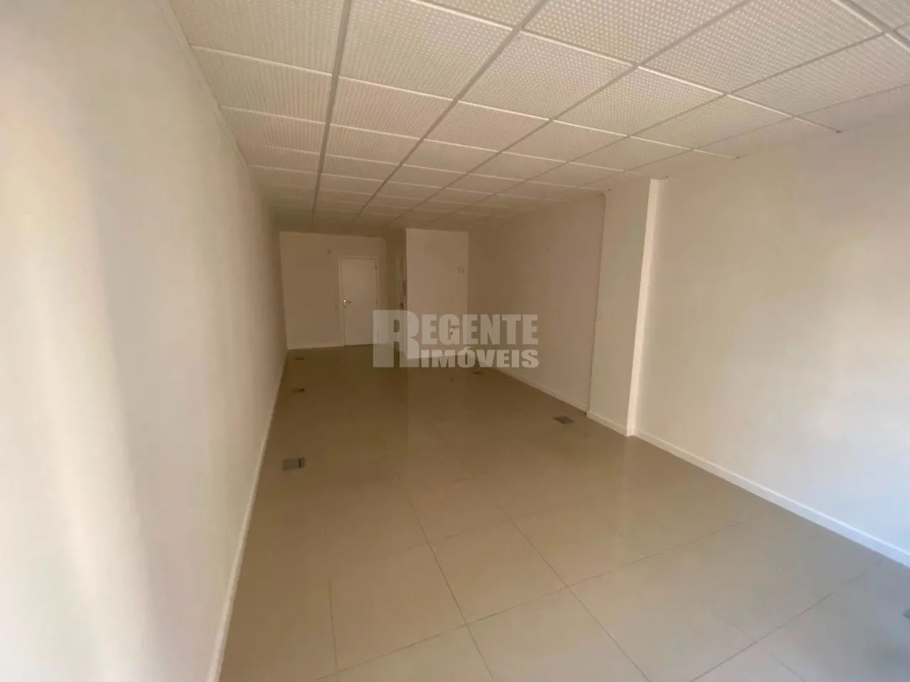 Ótima sala comercial para locação no bairro Itacorubi! - Foto 3