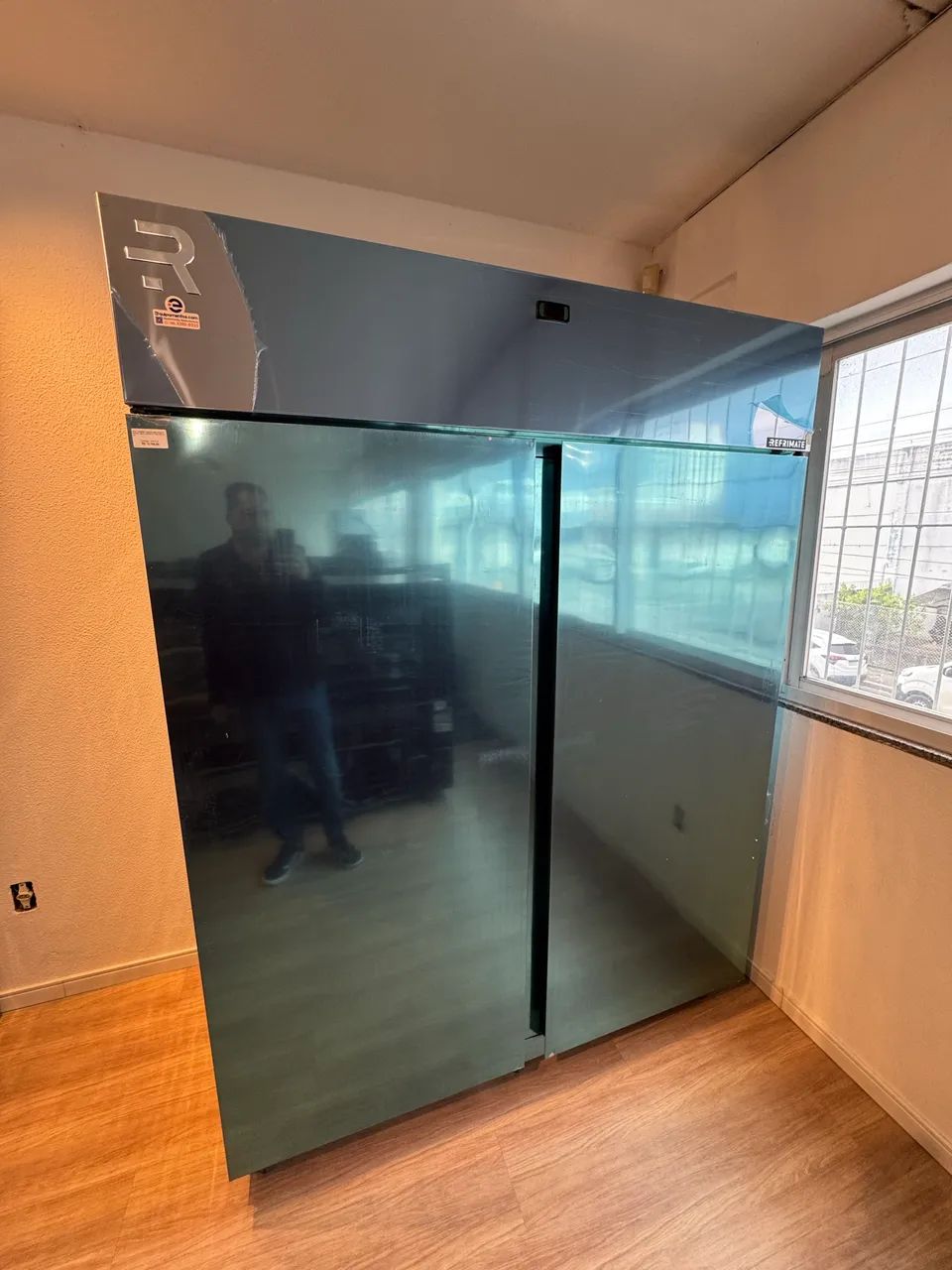 MINI CAMARA VANGUARD RESFRIADOS 1900 LITROS 2 PORTAS INOX 220V