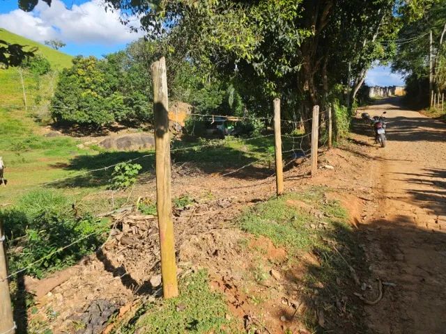 DOIS LOTES DE  450 M² CADA UM , LOCALIDADE SAMARCO *