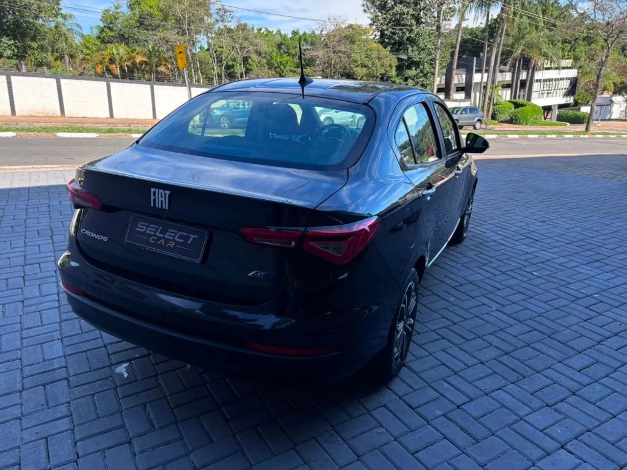 Fiat Cronos Precision 1.8 16V Flex Aut. 2019 - Foto 4