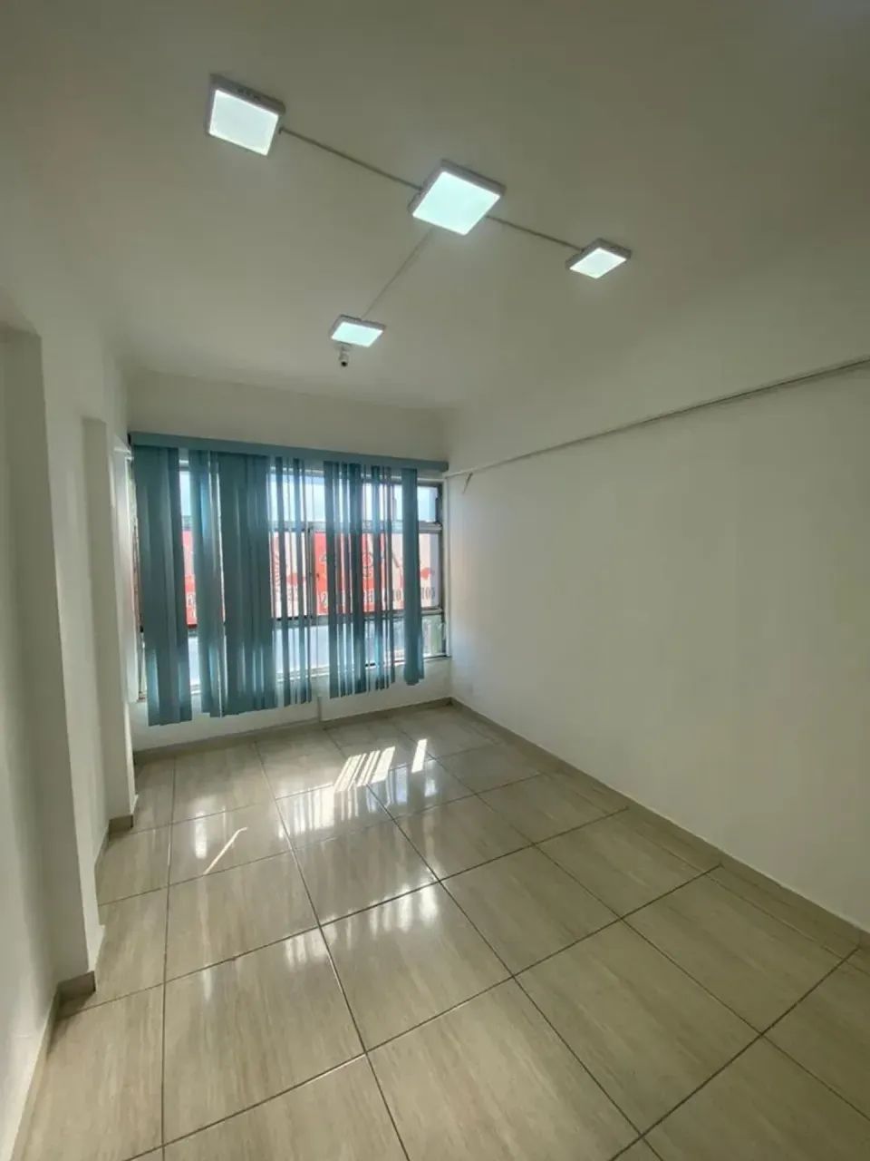 Sala Comercial de 30m² em Centro Comercial em Campo Grande - Foto 5