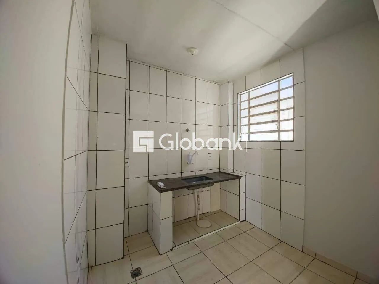 Kitnet à venda em Centro com 25m². - Foto 2
