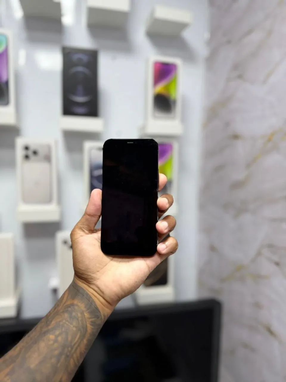 IPHONE 12 PRO 256GB<br>R$ 2.099,00 - Foto 5