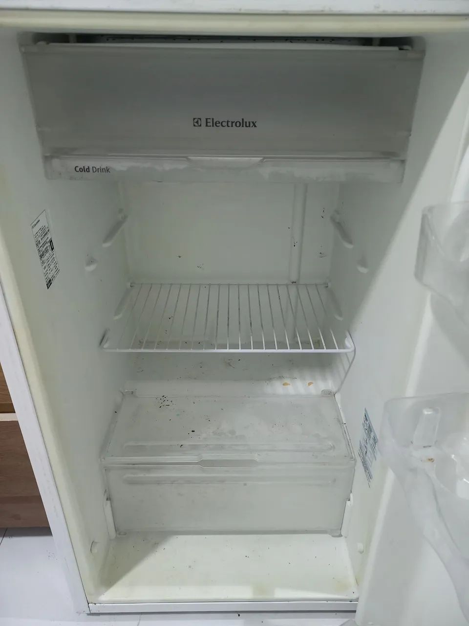 Frigobar Eletrolux Grande 122 litros 