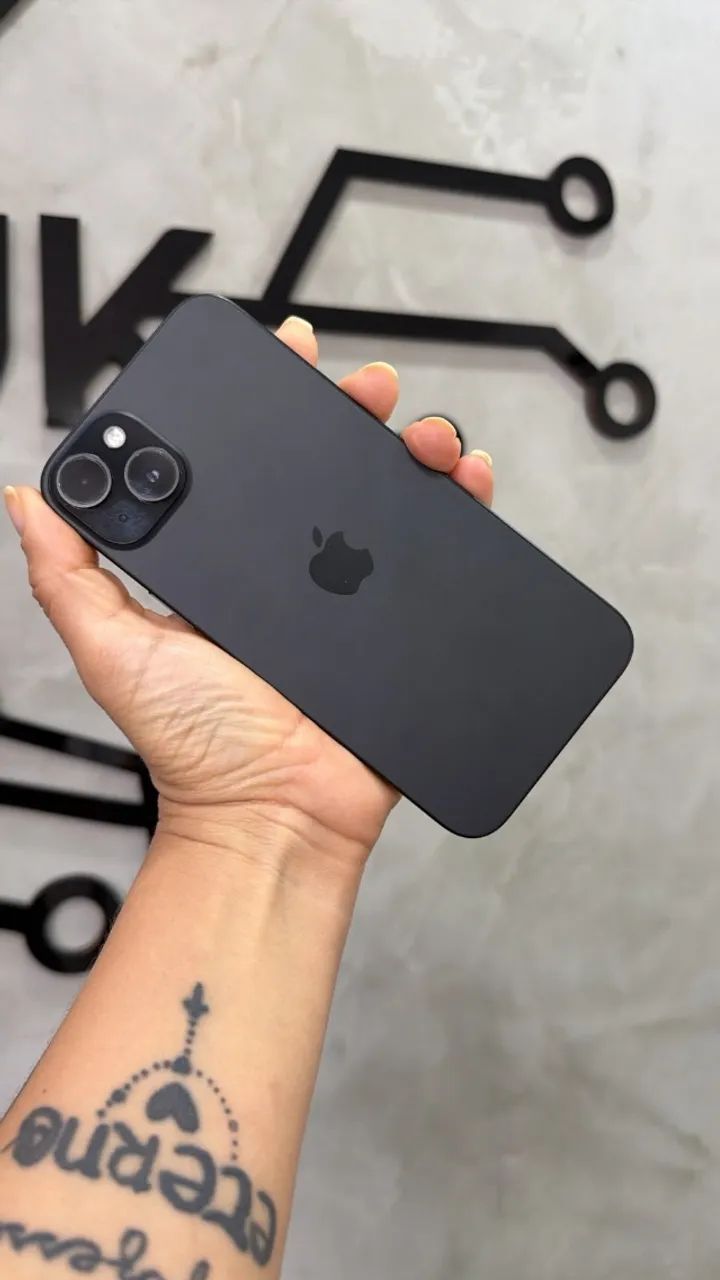 ?iPhone 15 Plus Black - 128GB  