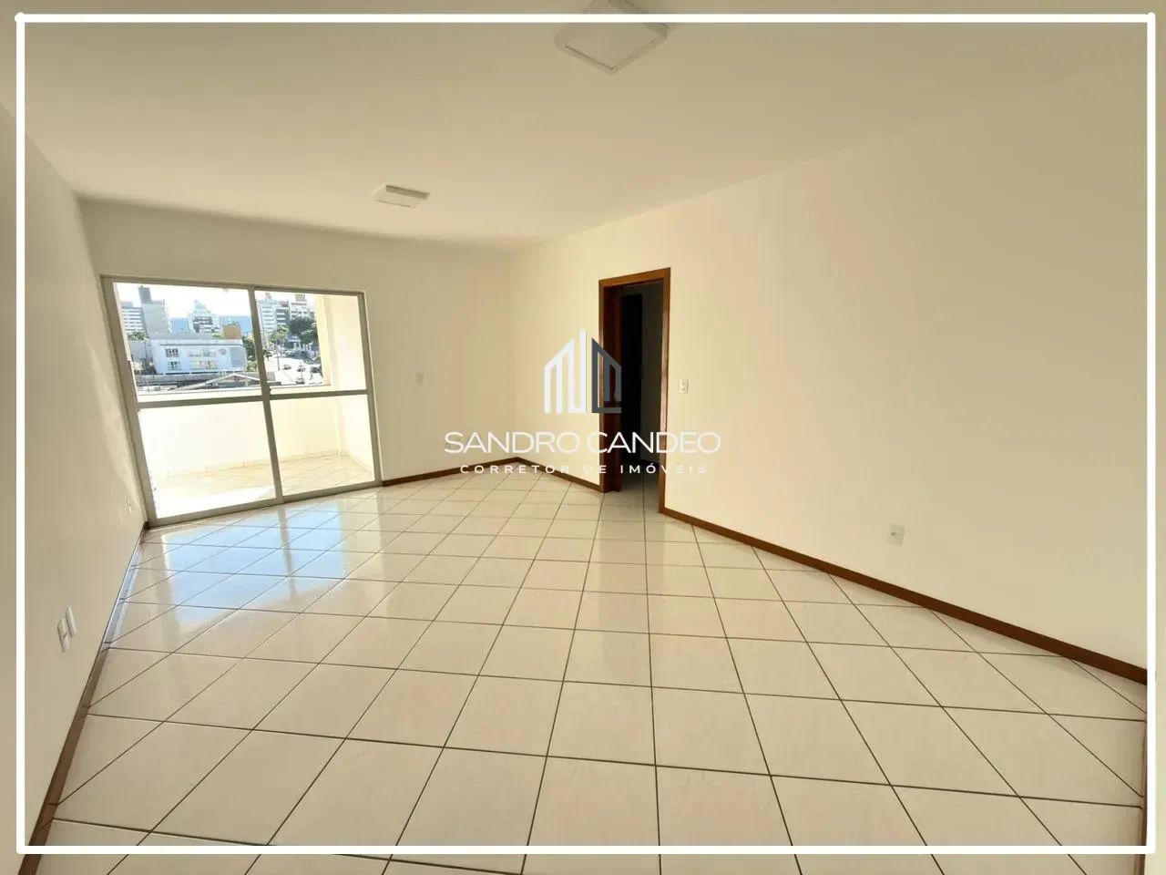 Apartamento com 91 m² com 3 quartos, suíte, sacada com churrasqueira, elevador, garagem, d - Foto 2