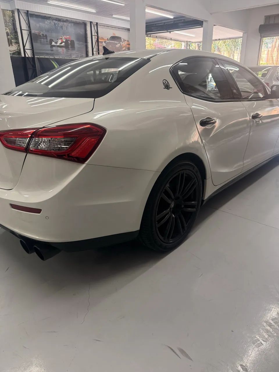 Maserati Ghibli S Q4 3.0 V6 410cv Aut., foto 17 de 19