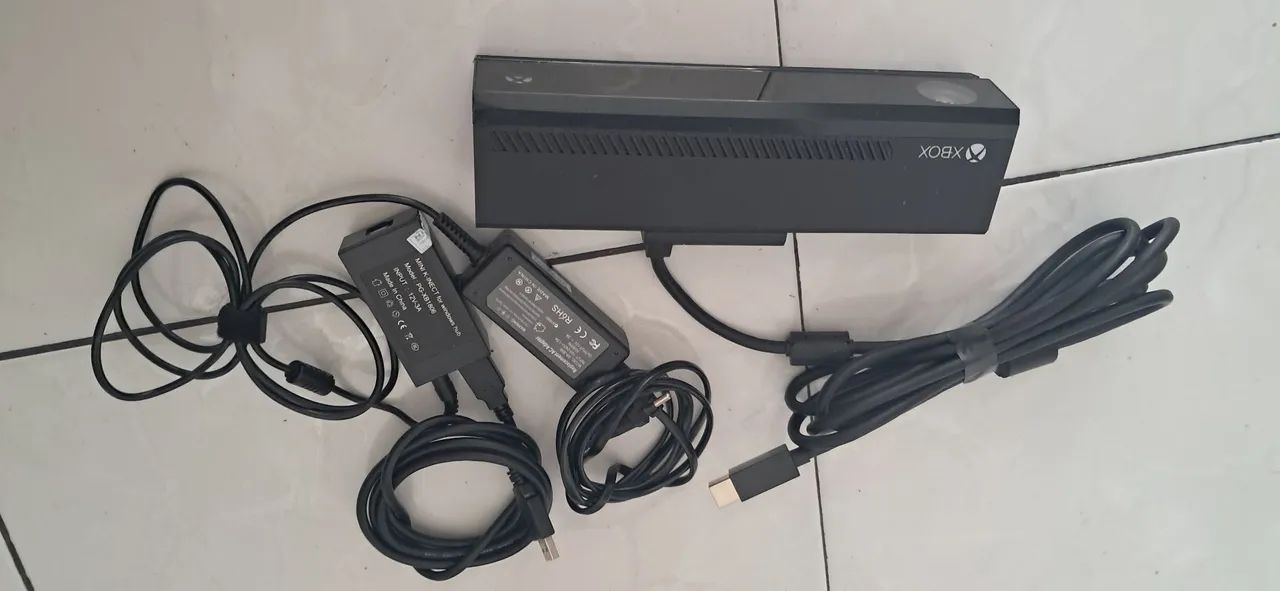 Kinect e adaptador Xbox One X - Foto 3