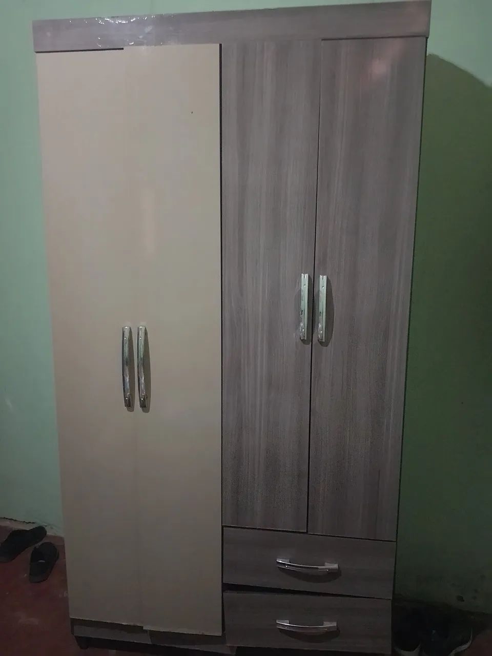 vendo Guarda roupa de solteiro  - Foto 2