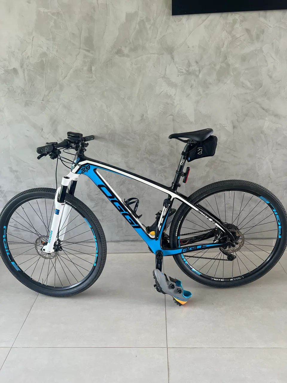 Bicicleta Oggi agile pro