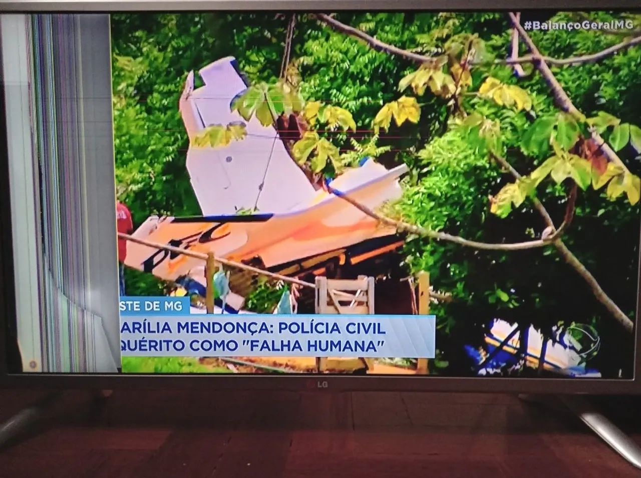 TV Led LEIA O ANÚNCIO 