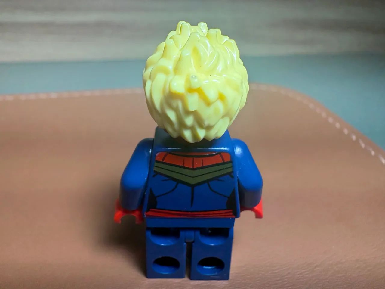 Minifigura LEGO Marvel Capitã Marvel Com Máscara - Set 76049 - sh0226 - Foto 2