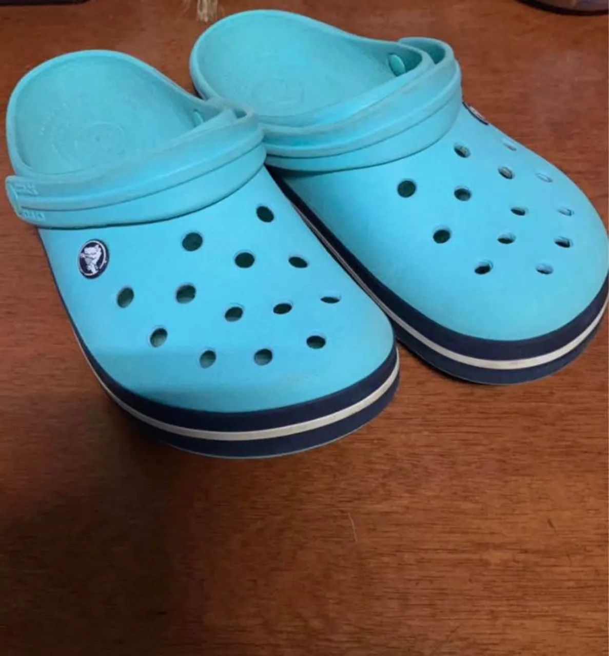 Vendo kit 4 Crocs originais - Foto 5