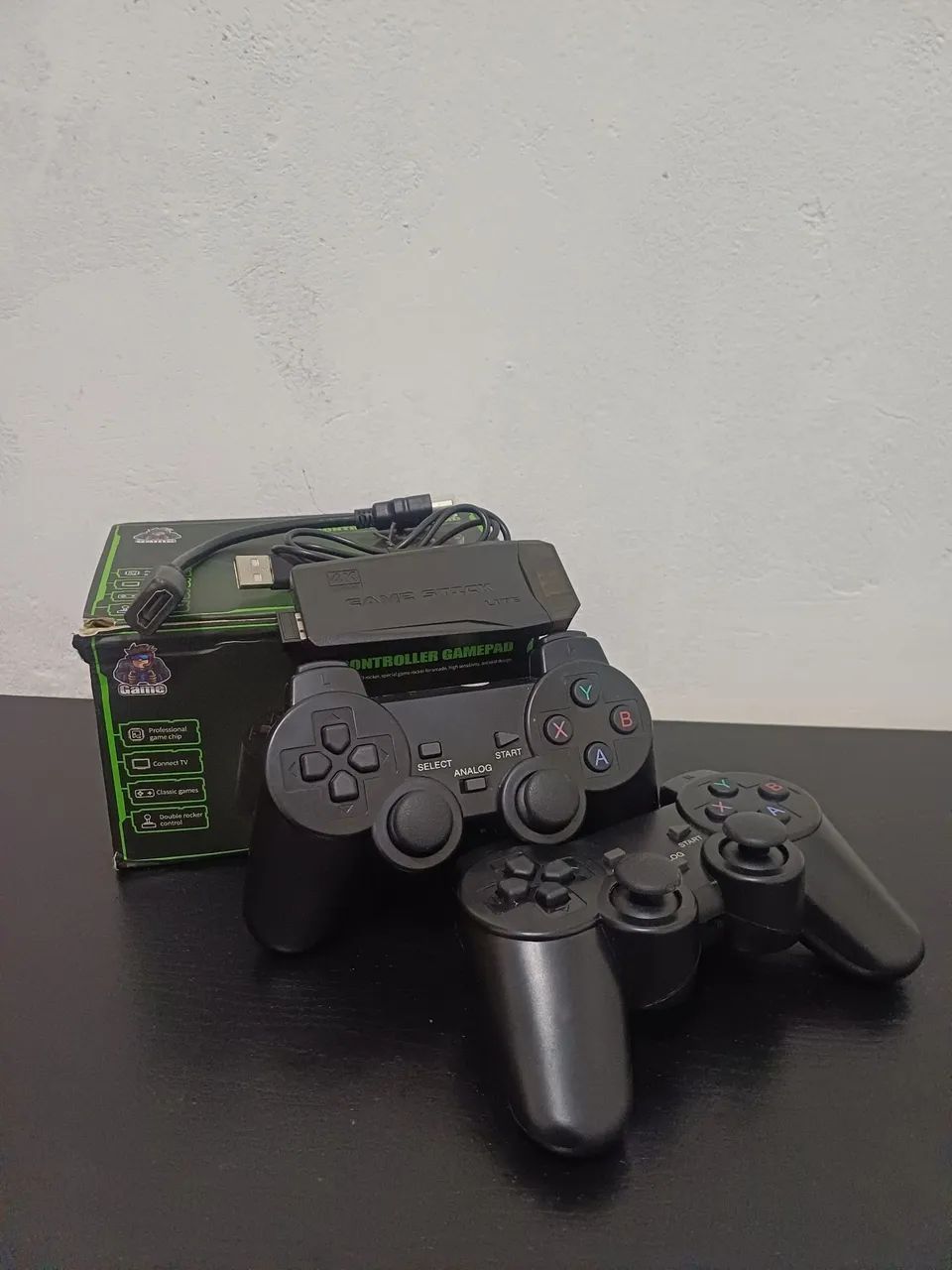 Vendo game stick usando pouquíssimas vezes 