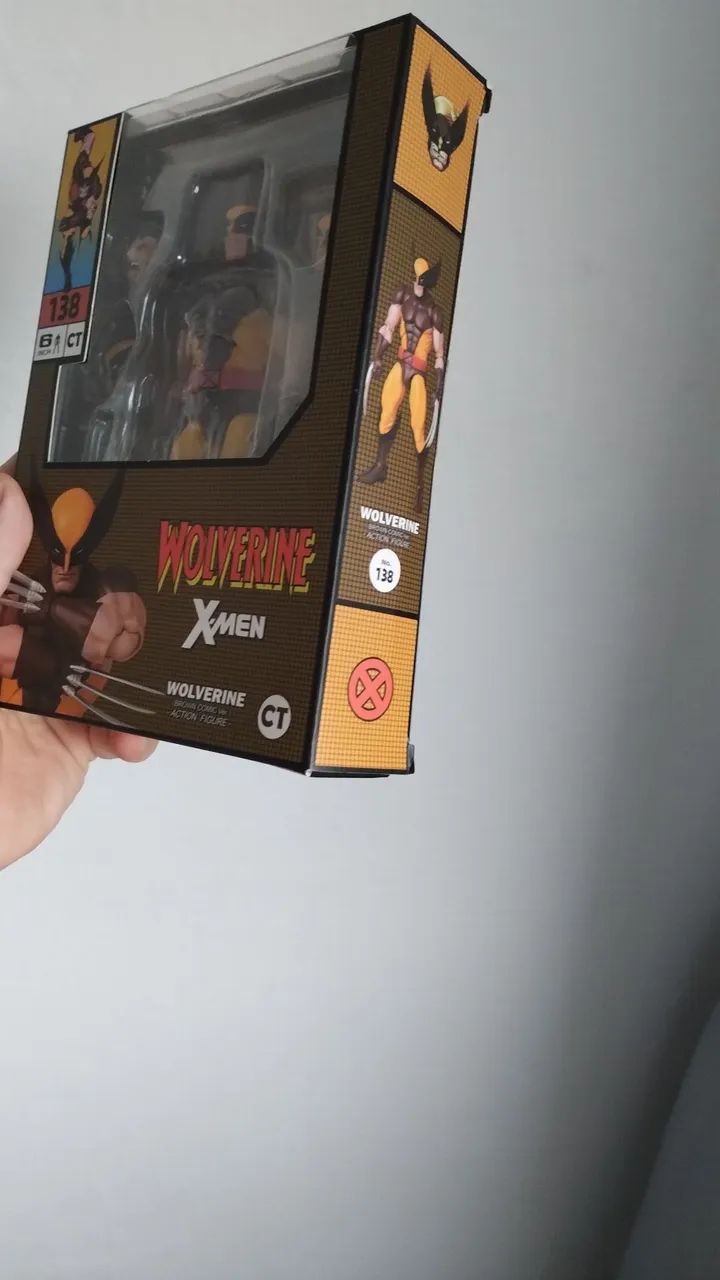 Wolverine Brown CT Toys Mafex  - Foto 2