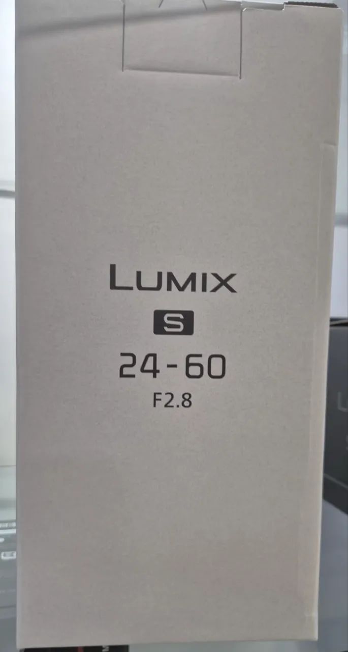 Câmera Panasonic Lumix S1 II Mirrorless com lente 24-60mm f/2.8 Nova  - Foto 3