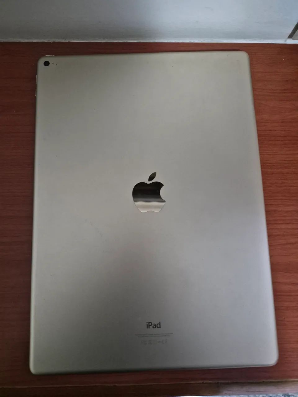 Ipad pro 1st generation 12.9'' dourado