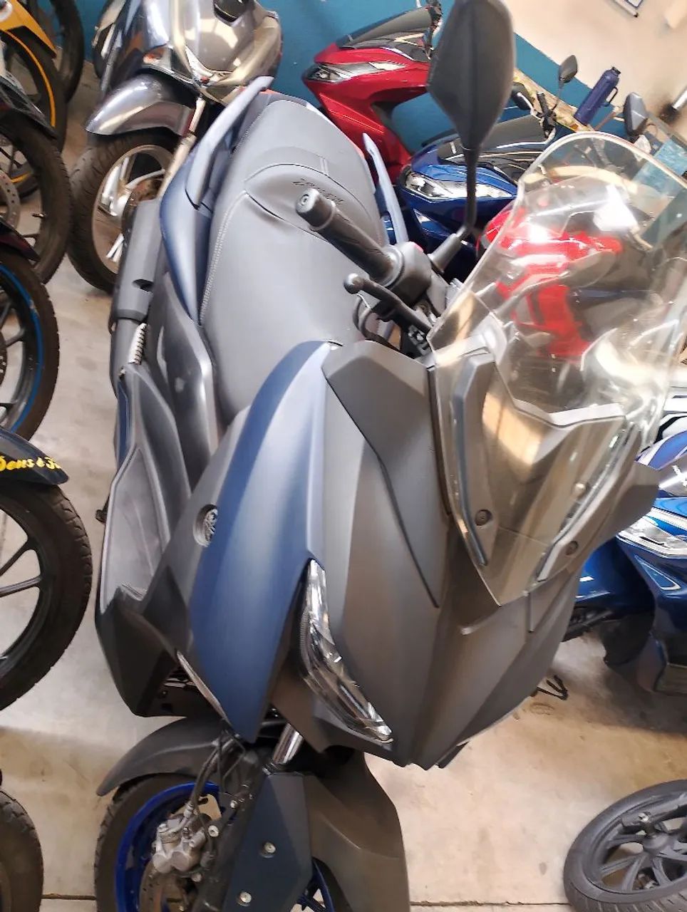 XMax 250 2021 - Foto 3