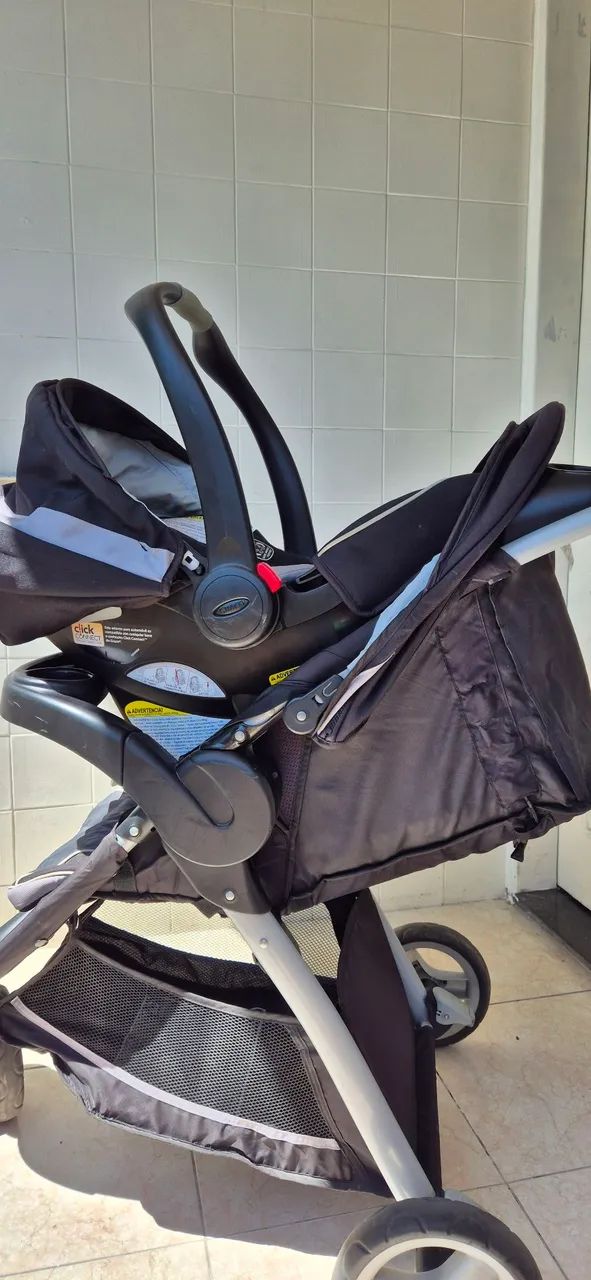 Carrinho Graco Travel System + Bebê conforto+ base Importado - Foto 4