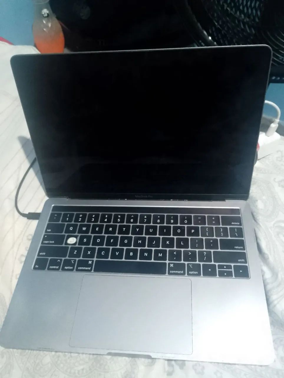 MacBook Pro Intel i5 8GB - Display com Defeito