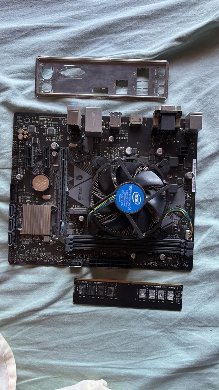 Placa mãe Asus + Intel Core i3-9100F