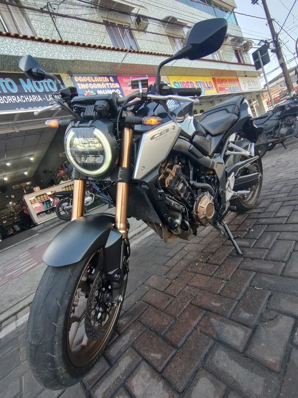 Vendo CB650R - Foto 2
