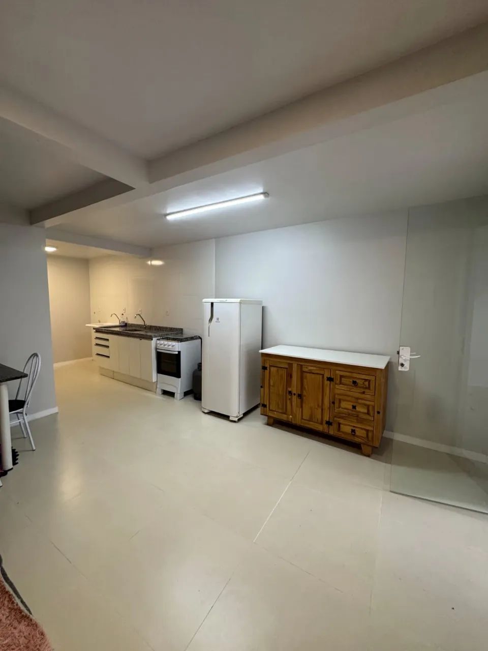Alugo casa mobiliada direto com proprietário - Foto 5
